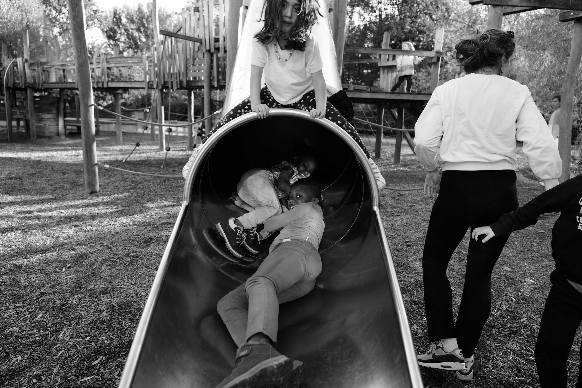 K-Ehmer_Fotografie_Kinder-auf-Spielplatz_23_06